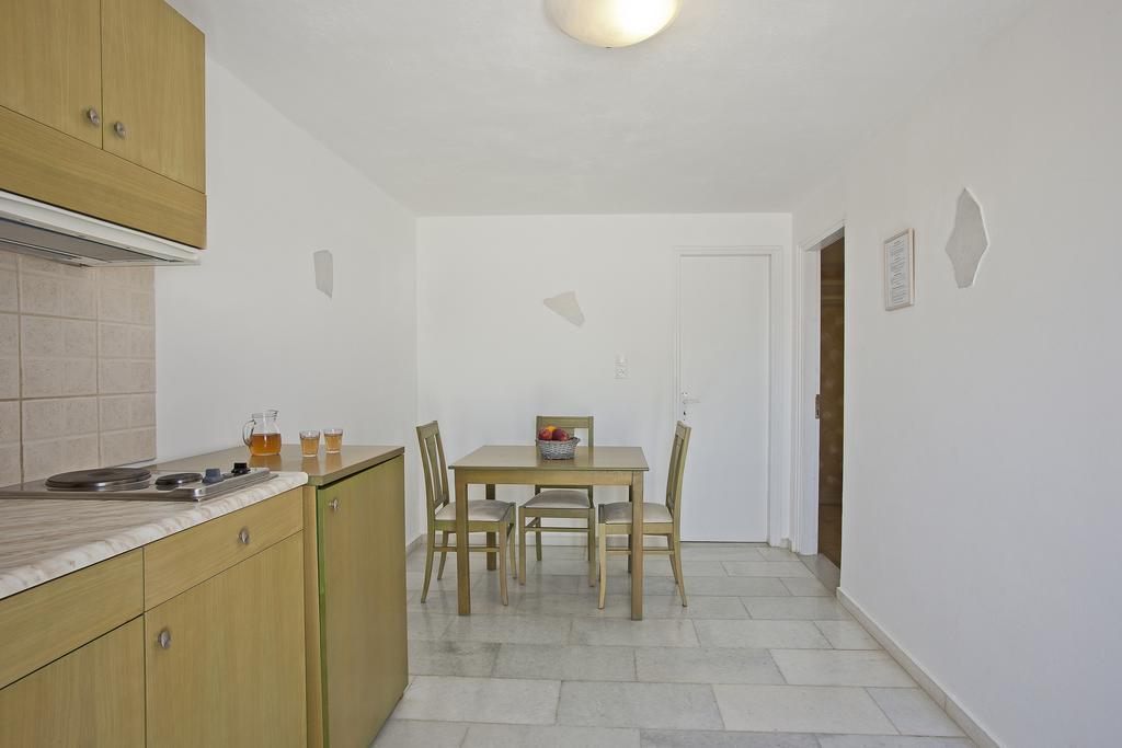Naxos Kalimera Apartments Agia Anna  Quarto foto